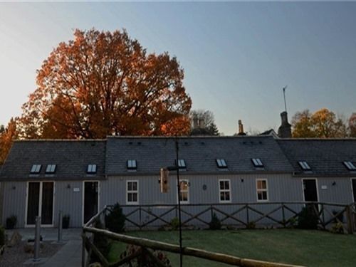 Glenernan Self Catering Cottages بالاتر المظهر الخارجي الصورة